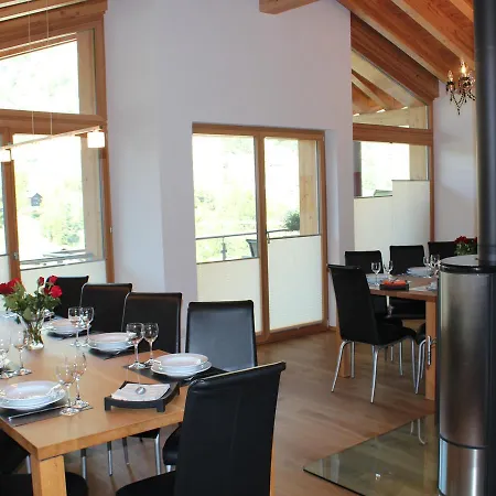 Nepomuk Apartment *