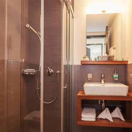 Nepomuk Appartement *